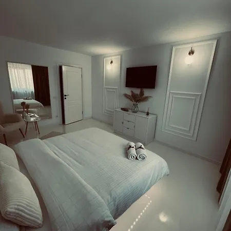 Luxury Apartament40 *